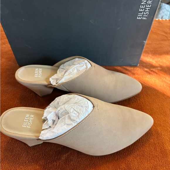 Eileen Fisher Women's Beige Mules - Picture 2 of 5